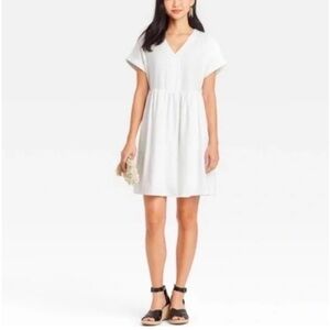 Universal Thread Short Sleeve Skater Dress in White